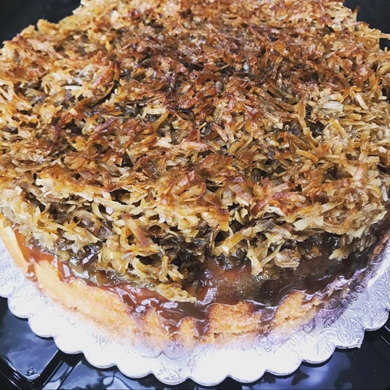 Glazed Coco Cake - 9’