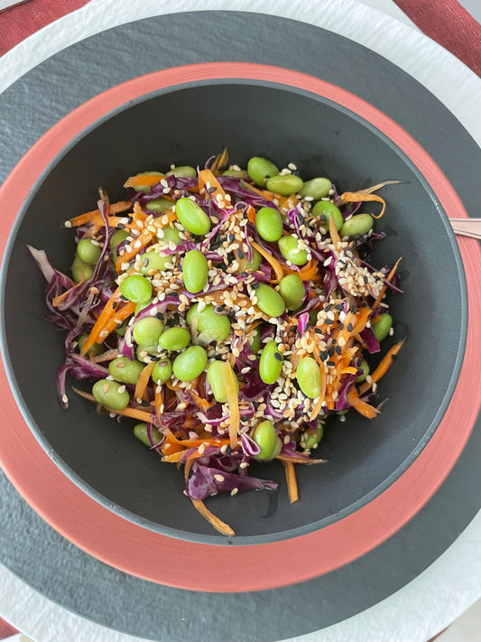 Ensalada de Repollo con Edamame Asiática - 64 oz.